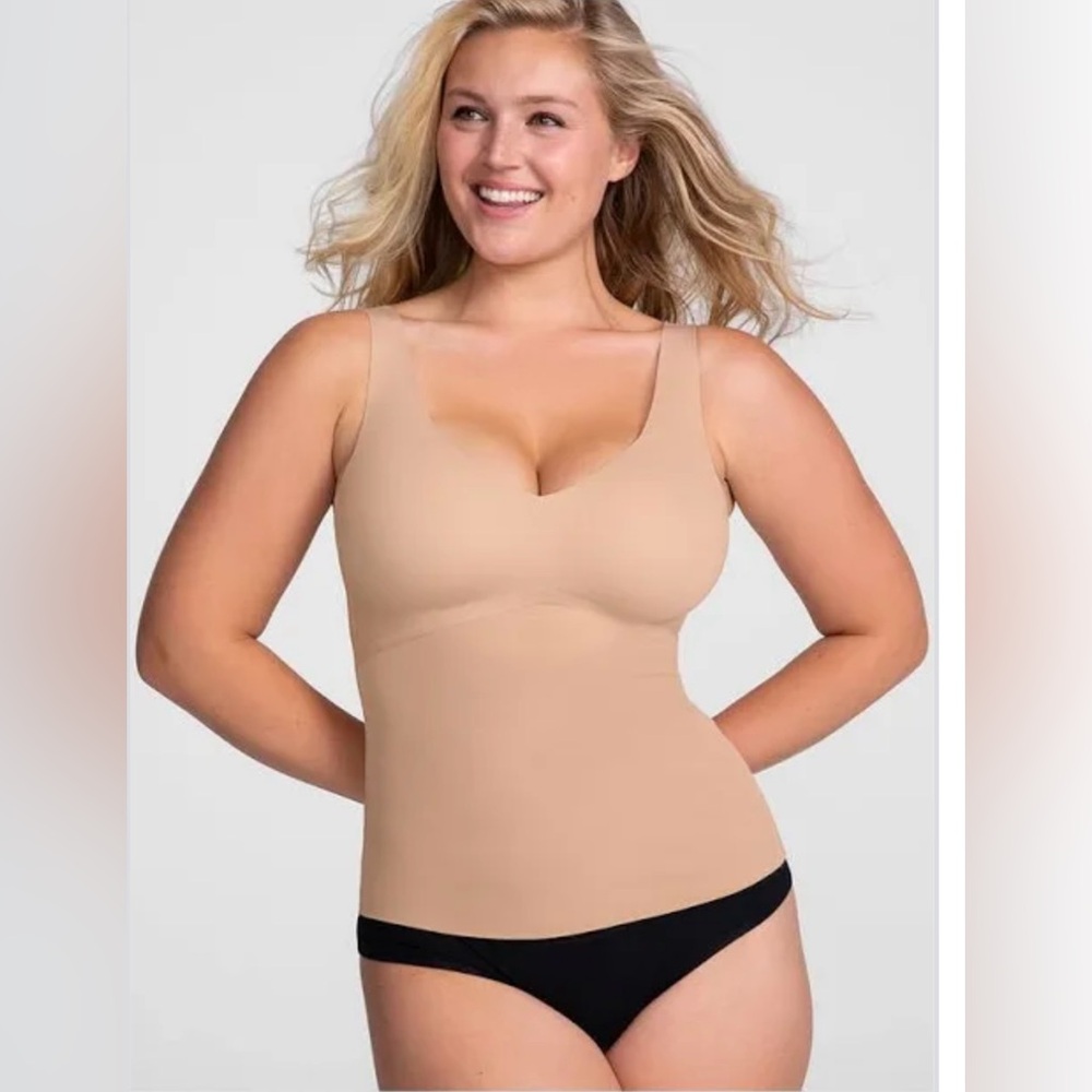 Honeylove Seamless V Neckline Supportive Tan Shapewear Top